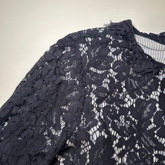 Sugar + Lips Pinstripe and Lace Blouse Size Large - Picture 9 of 13